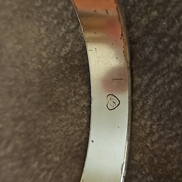 VTG BRIGHTON Silver Plated Cross Engraved Bangle Bracelet - Picture 7 of 7